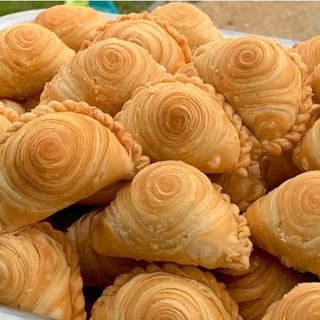 Thai Curry Puffs (2 Pieces)