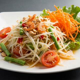 Som Tum (Papaya Salad)