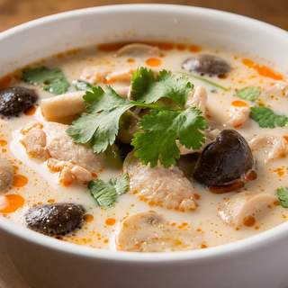 Tom Kha